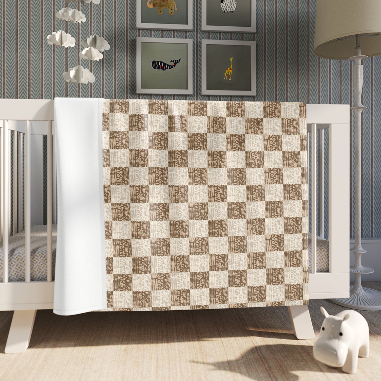 Cream Cone Shell Patchwork Print Throw Blanket