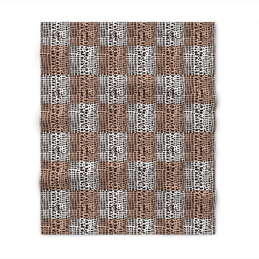 Cone Shell Patchwork Print Throw Blanket