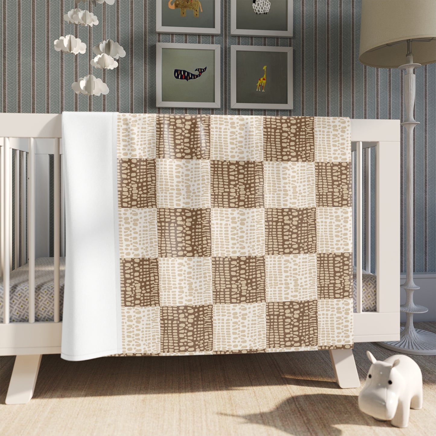 Cream Cone Shell Patchwork Print Throw Blanket